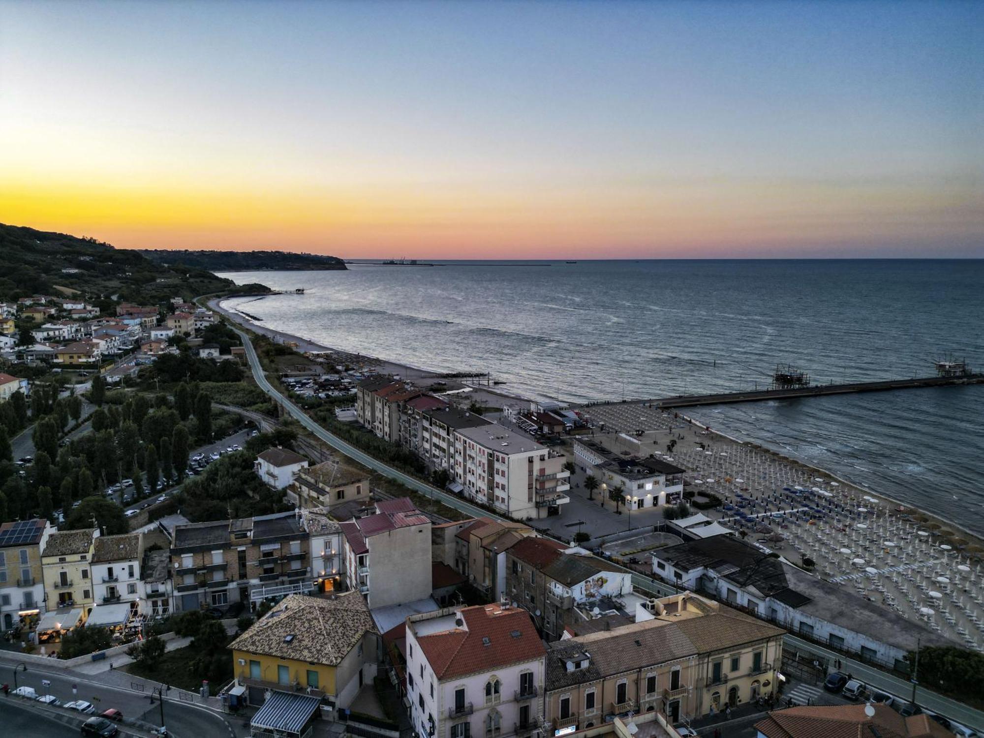 B&B Palazzo Bruni - Dimora Di Mare Marina di San Vito Exterior foto